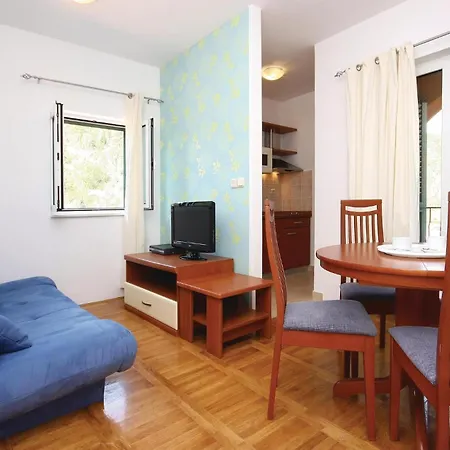 Awesome Home In Skradin With Sauna Holiday home