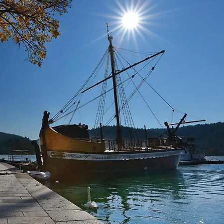 Casa de Férias Awesome In With Sauna Skradin