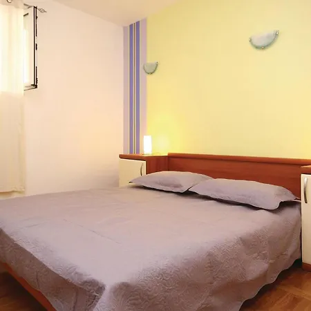 Awesome Home In Skradin With Sauna
