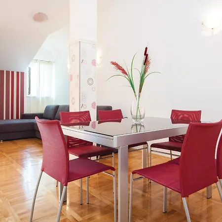 Awesome Home In Skradin With Sauna